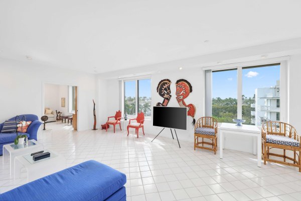 150 Bradley #415 Palm Beach, FL 33480