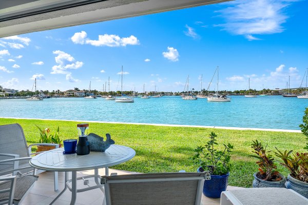 1051 Sugar Sands #156 Singer Island, FL 33404