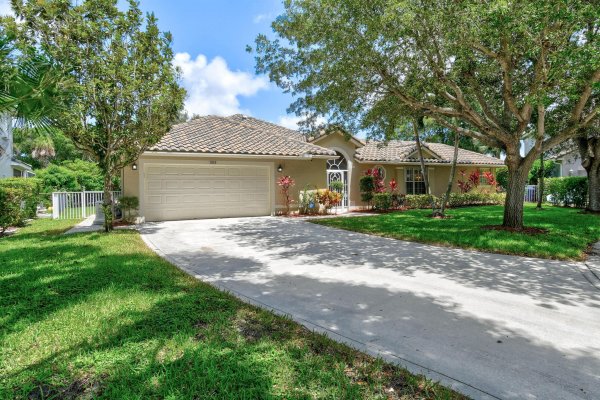 303 Hardwood Pt Jupiter, FL 33458