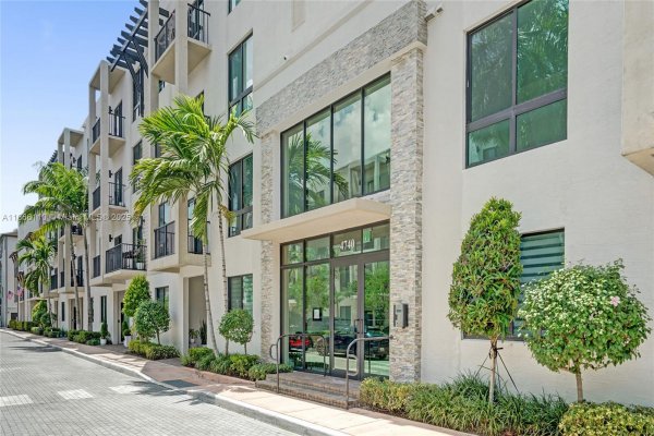 4740 NW 84th Ct #42 Doral, FL 33166