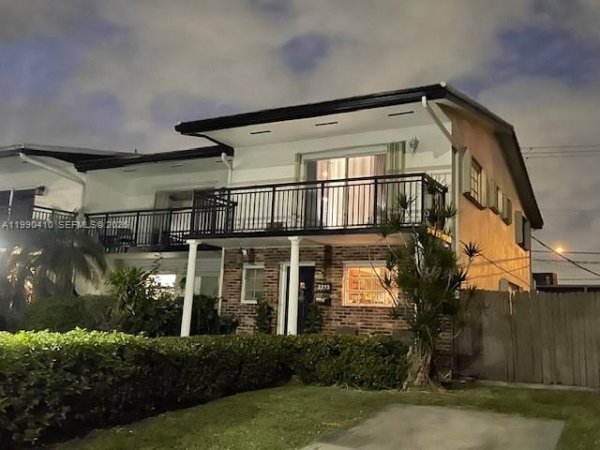 2293 NE 122nd St #2293 North Miami, FL 33181