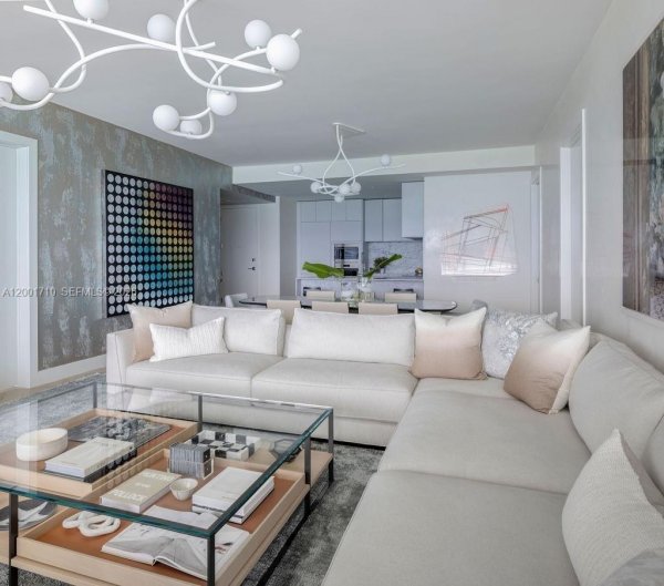 5775 Collins Ave #1102 Miami Beach, FL 33140