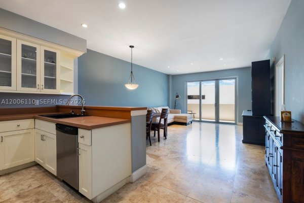5 Island Ave #LE Miami Beach, FL 33139