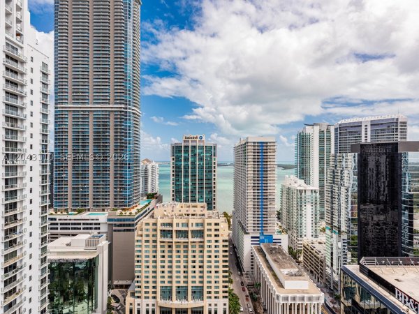 1080 Brickell Ave #1509 Miami, FL 33131