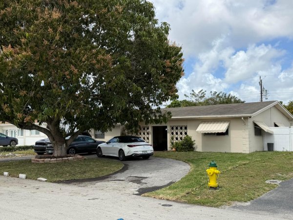 7917 Panama Miramar, FL 33023