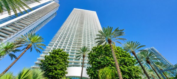 16901 Collins #3002 Sunny Isles Beach, FL 33160