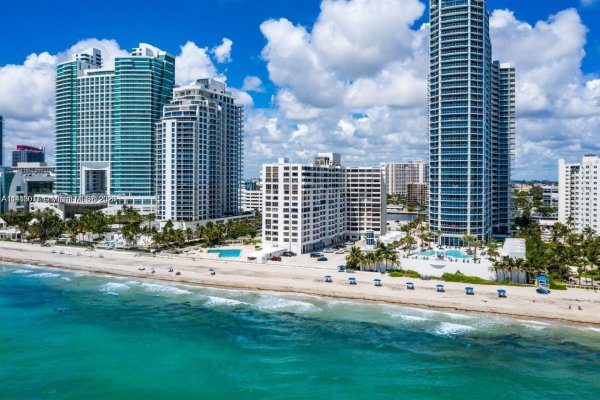 3505 S Ocean Dr (avail August,19) #606 Hollywood, FL 33019