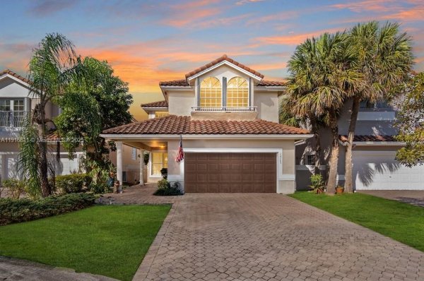 14765 SW 132nd Pl Miami, FL 33186