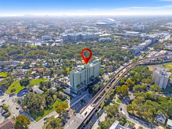 816 NW 11th St #607 Miami, FL 33136