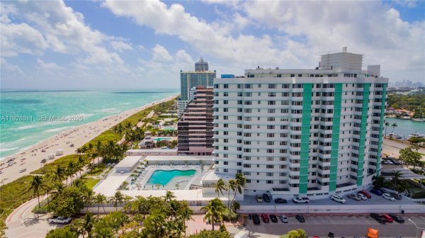 5255 Collins Ave #10A Miami Beach, FL 33140