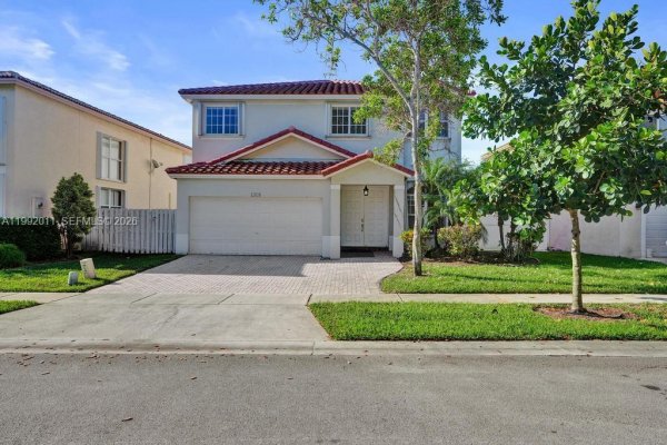 17026 NW 19th St Pembroke Pines, FL 33028