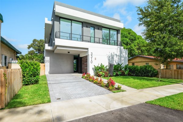 3310 Elizabeth St Miami, FL 33133