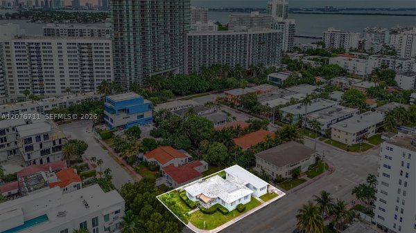 1301 Flamingo Way Miami Beach, FL 33139