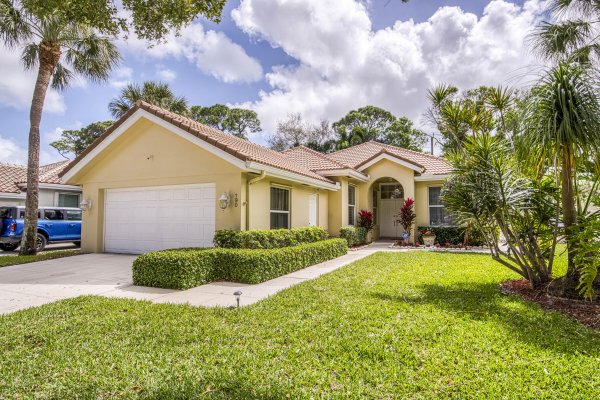 190 S Hampton Jupiter, FL 33458