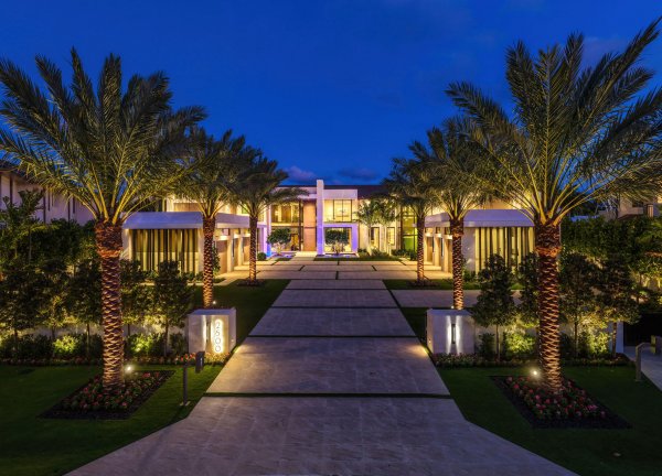 2500 E Maya Palm Boca Raton, FL 33432