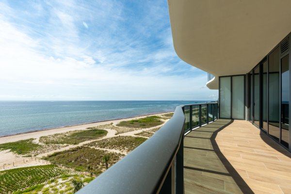 900 N Ocean Blvd #802 Pompano Beach, FL 33062