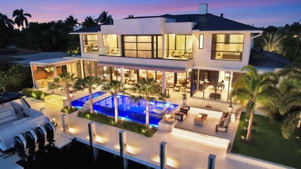 409 Isle Of Capri Dr Fort Lauderdale, FL 33301