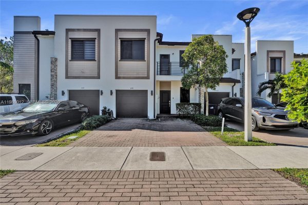 408 NE 212th Ter Miami, FL 33179