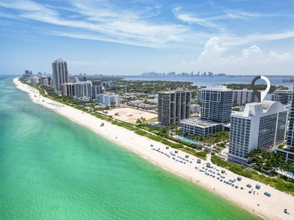 6801 Collins Ave #308 (Door 316) Miami Beach, FL 33141