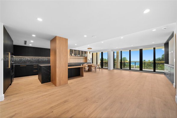 9999 Collins Ave #3F Bal Harbour, FL 33154
