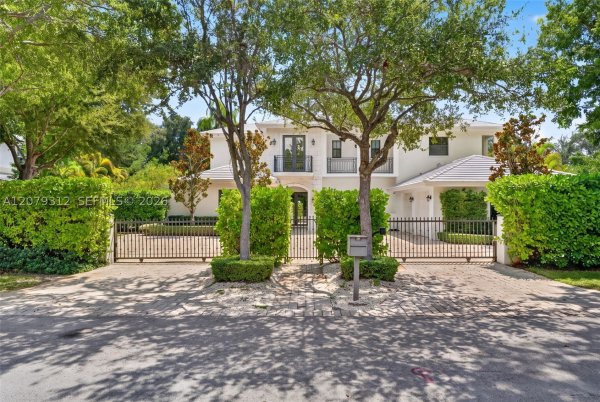 7641 SW 59th Ct South Miami, FL 33143