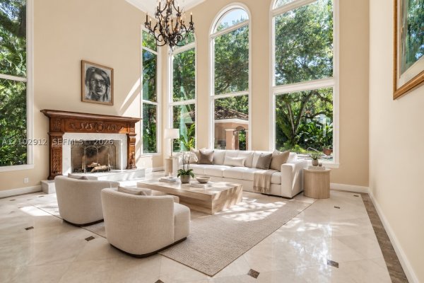 11001 Old Cutler Rd Coral Gables, FL 33156