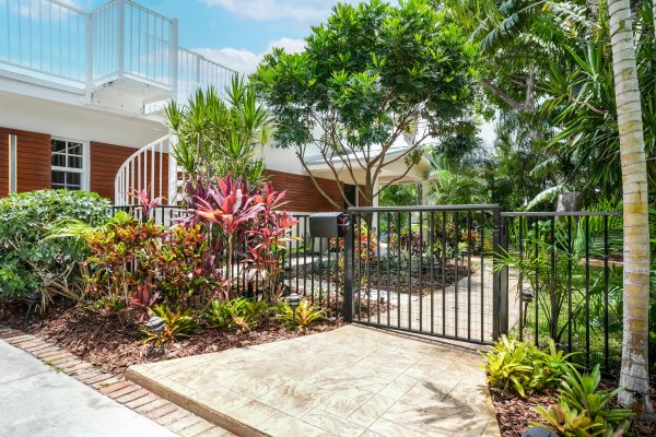 2400 N Riverside Pompano Beach, FL 33062