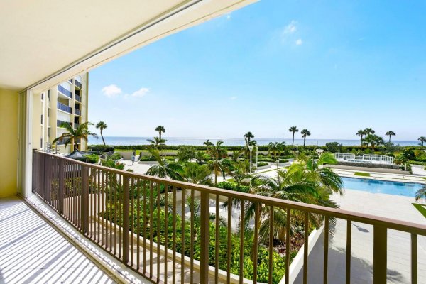 200 Ocean Trl Way #106 Jupiter, FL 33477