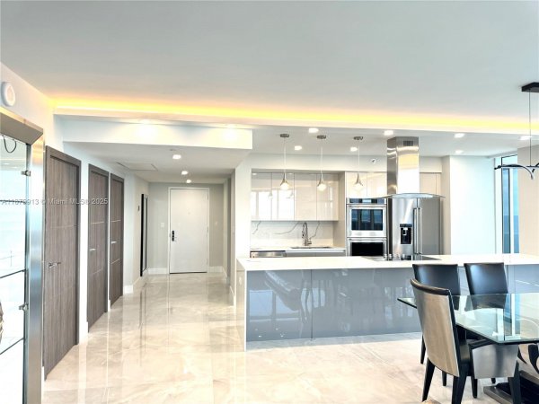 1830 S Ocean Dr #1002 Hallandale Beach, FL 33009