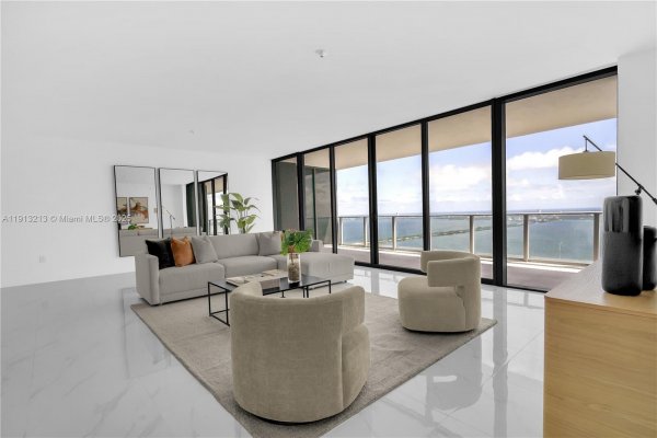 700 NE 24th St #5602 Miami, FL 33137