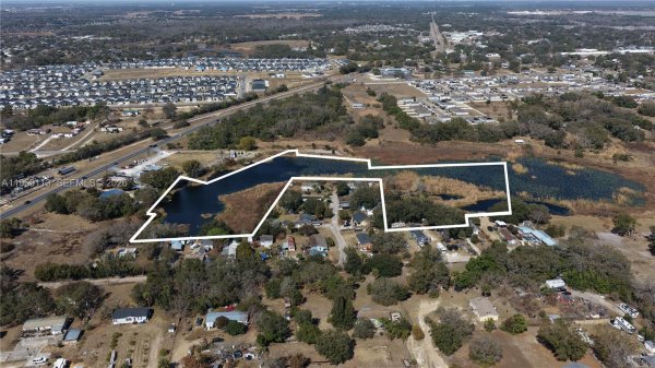 800 Us Hwy 17/92 Davenport, FL 33837