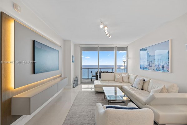 6799 Collins Ave #1404 Miami Beach, FL 33141