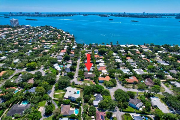 9999 NE 12th Ave Miami Shores, FL 33138