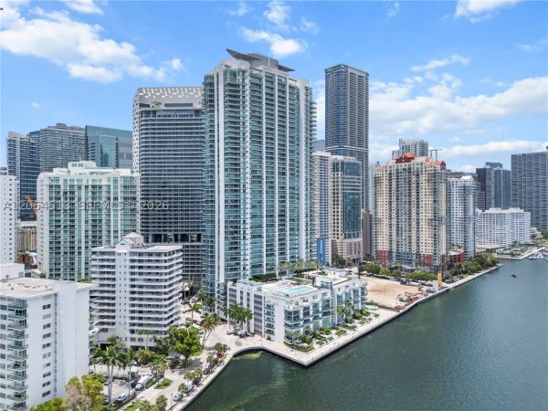 1331 Brickell Bay Dr #2601 Miami, FL 33131