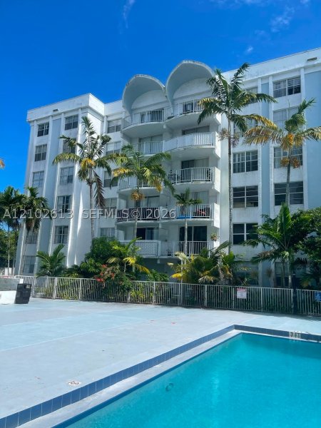 492 NW 165th St Rd #C-512 Miami, FL 33169
