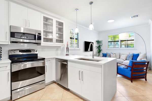 861 S Ocean Pompano Beach, FL 33062