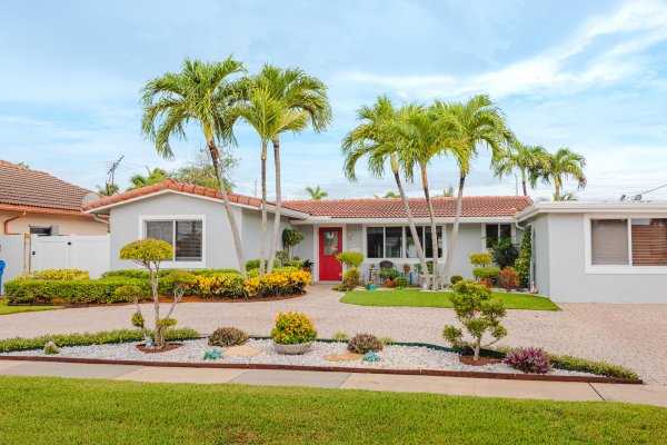 801 SE 5th Pompano Beach, FL 33060