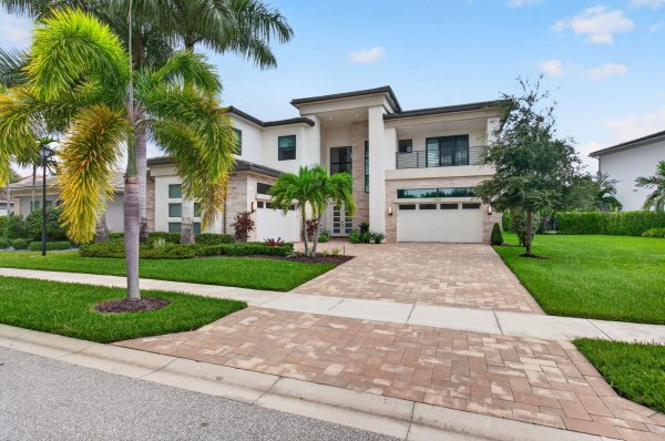 17413 Rosella Rd Boca Raton, FL 33496