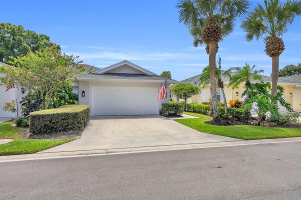233 Brier Cir Jupiter, FL 33458