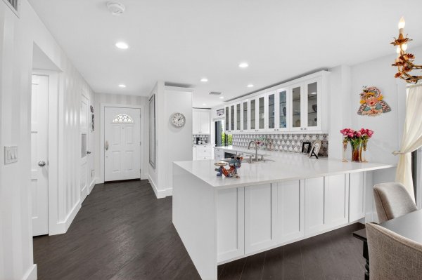 28 Stratford #A Boynton Beach, FL 33436