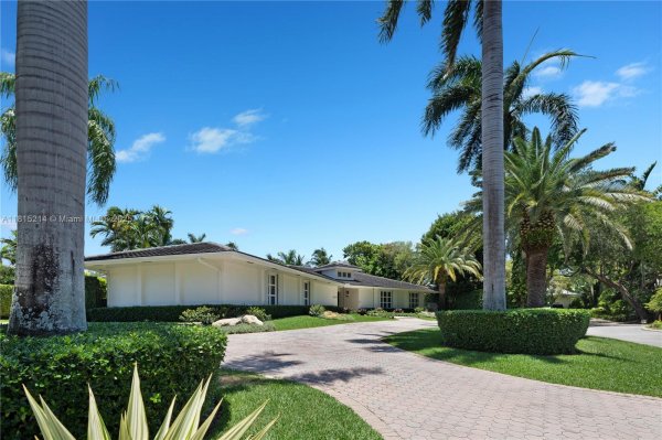 435 Marquesa Dr Coral Gables, FL 33156