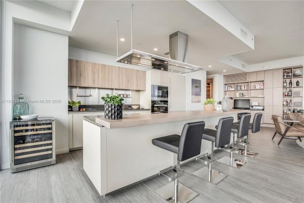 1000 Brickell Plz #PH6002 Miami, FL 33131 1000 Brickell Plz #PH6002 Miami, FL 33131