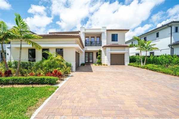 12070 SW 83rd Pl Miami, FL 33156