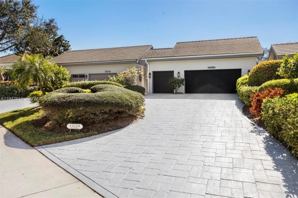 12224 SE Birkdale Run Tequesta, FL 33469