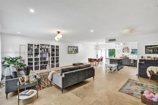 1165 99th St #2 Bay Harbor Islands, FL 33154