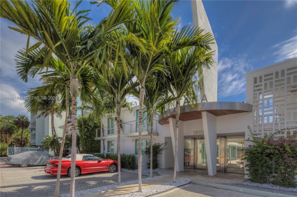 1601 West Ave #202 Miami Beach, FL 33139