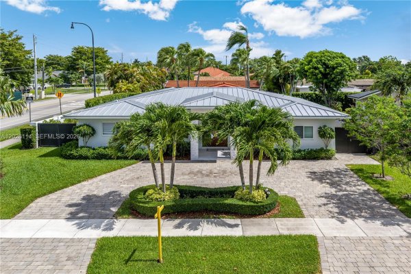 9641 SW 66th St Miami, FL 33173