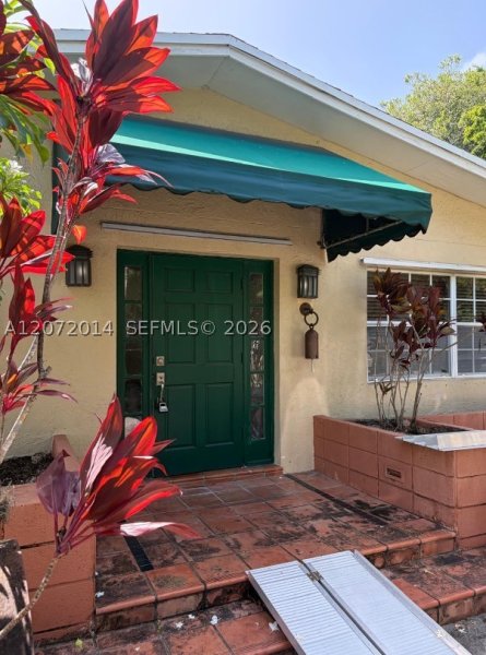 15190 Old Cutler Rd Palmetto Bay, FL 33158
