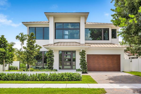 445 NE 11th Ave Fort Lauderdale, FL 33301