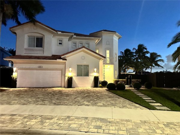 6801 NW 113th Ct Doral, FL 33178